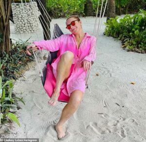Lindsay Lohan stuns on tropical vacation in the Maldives